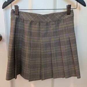 Pleated skirt